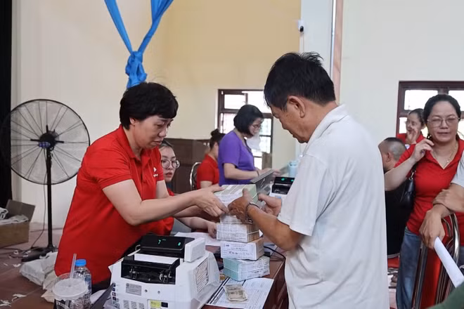 [Video] Chi trả hơn 1.300 tỷ đồng bồi thường đất ở Dự án sân bay Gia Bình