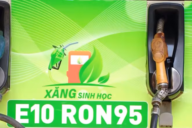[Video] Kiểm tra, giám sát chất lượng xăng E10 tại nhiều địa phương