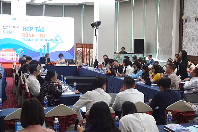 Quang cảnh buổi hội thảo.