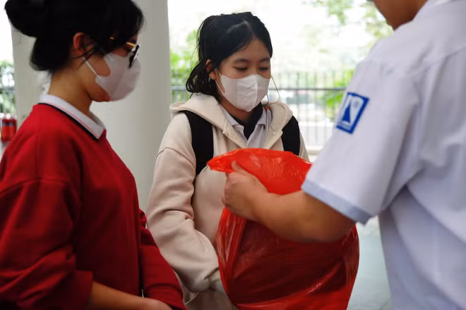 Học sinh quyên góp giấy, pin cũ để tái chế, lan toả ý thức bảo vệ môi trường