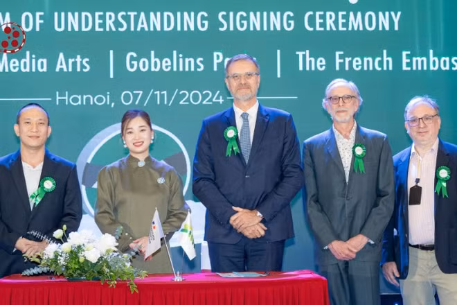 Sự hợp tác giữa Học viện SAMA, Đại sứ quán Pháp tại Việt Nam và Trường Gobelins Paris mở ra nhiều cơ hội phát triển, trao đổi văn hoá, giáo dục. (Ảnh: HÀ QUYÊN)