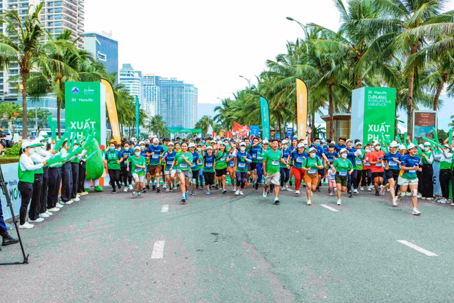 Hơn 9000 vận động viên tham dự cuộc thi Marathon quốc tế Đà Nẵng Manulife 2023