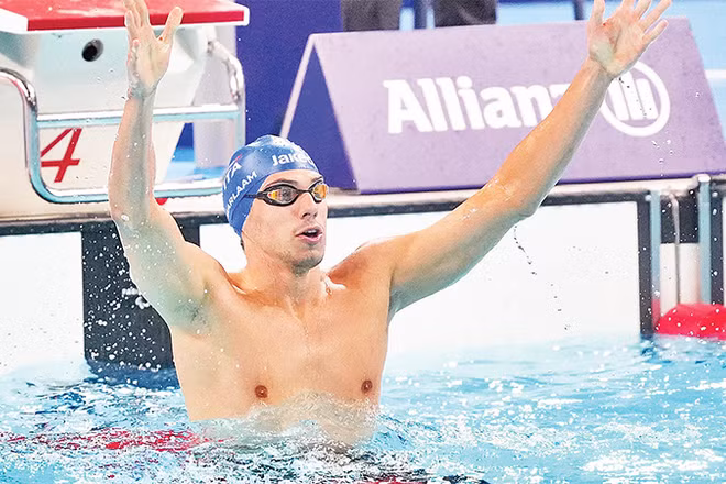 Simone Barlaam (Italia) phá kỷ lục thế giới. (Ảnh IOC) 
