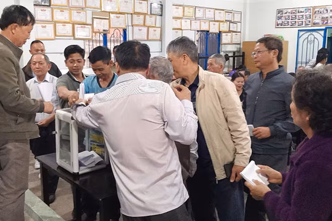 Lâm Đồng lấy ý kiến cử tri về đề án sắp xếp đơn vị hành chính cấp tỉnh và cấp xã.
