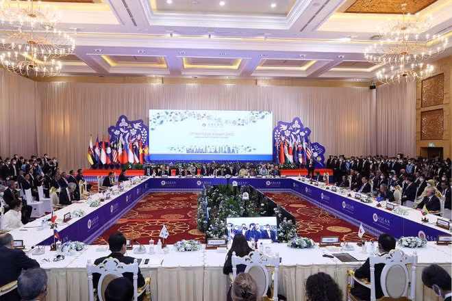 Hội nghị Cấp cao ASEAN-Đông Á (EAS) lần thứ 17.
