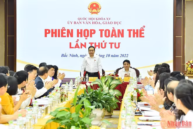 Phó Chủ tịch Thường trực Quốc hội Trần Thanh Mẫn dự và phát biểu ý kiến tại Phiên họp toàn thể Ủy ban Văn hóa, Giáo dục lần thứ tư.