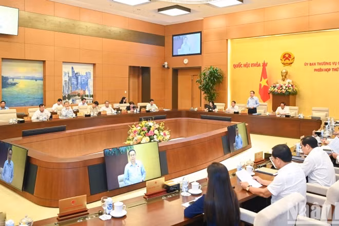 Quang cảnh Phiên họp thứ 36 của Ủy ban Thường vụ Quốc hội.