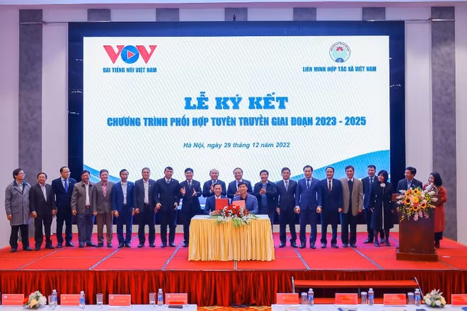 Phối hợp tuyên truyền về kinh tế tập thể, hợp tác xã