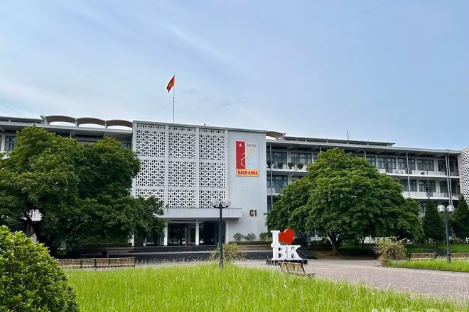 Đại học Bách khoa Hà Nội. 