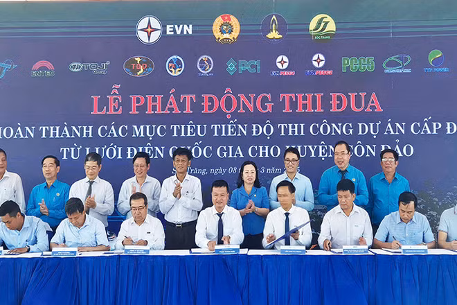 Các đơn vị ký cam kết hoàn thành dự án đúng tiến độ, bảo đảm chất lượng, an toàn