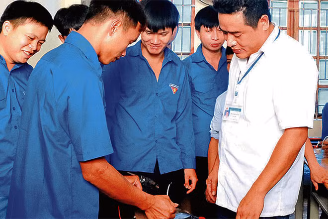 Đào tạo nghề cho người lao động tại Trường cao đẳng Kỹ thuật và Công nghệ Hà Giang.