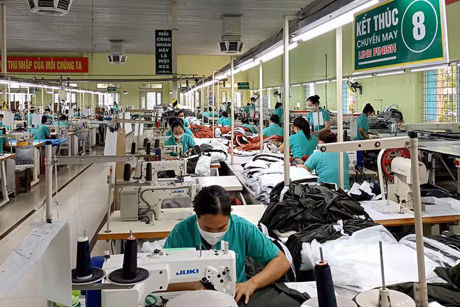 Sản xuất hàng dệt may xuất khẩu tại Tổng công ty cổ phần Dệt may Nam Ðịnh.