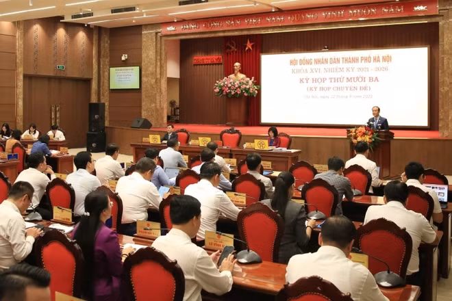 Quang cảnh kỳ họp HĐND thành phố Hà Nội sáng 22/9.