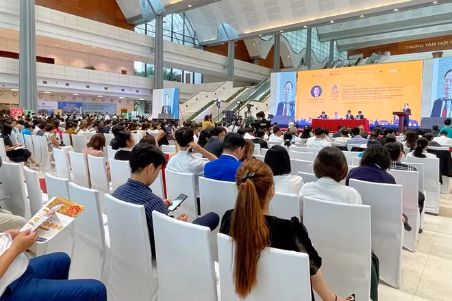 Toàn cảnh Đại hội Công nghiệp Du lịch Quốc gia.