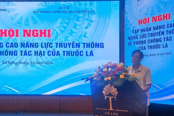Ông Hồ Hồng Hải, Phó Vụ trưởng Vụ Pháp chế (Bộ Thông tin và Truyền thông) phát biểu khai mạc Hội nghị. 