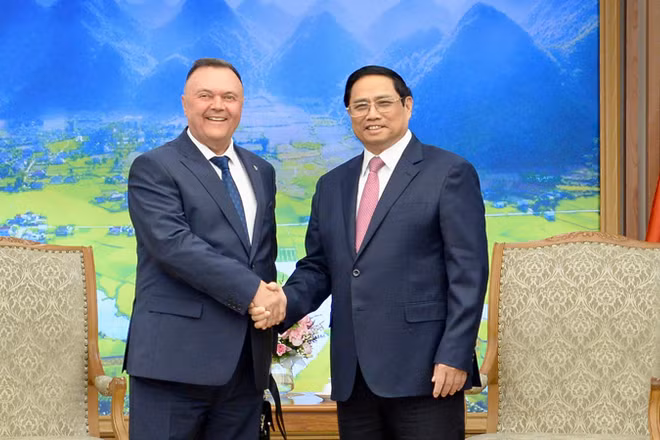 Thủ tướng Phạm Minh Chính tiếp ông Ivan Petrov, Chủ tịch Liên đoàn các Hiệp hội Giao nhận vận tải quốc tế (FIATA).