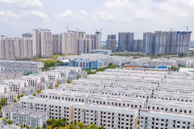 [Video] Gỡ vướng chứng chỉ hành nghề Môi giới Bất động sản