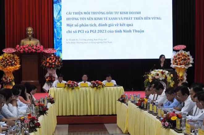Quang cảnh hội nghị. Ảnh: (NGUYỄN TRUNG)