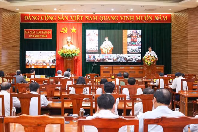 Quang cảnh hội nghị (ảnh: NGUYỄN TRUNG)