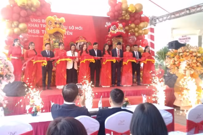 MSB Thái Nguyên khai trương trụ sở mới.