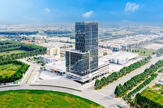 Một góc Tổ hợp Văn phòng - Hội nghị - Thương mại WTC Tower tại Bình Dương.