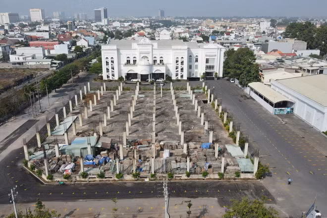 Công trình xây dựng trên diện tích hơn 22 nghìn m2 đất nhưng không có giấy phép.