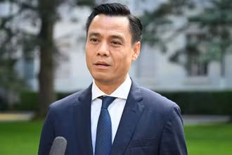 Thứ trưởng Ngoại giao Đặng Hoàng Giang.