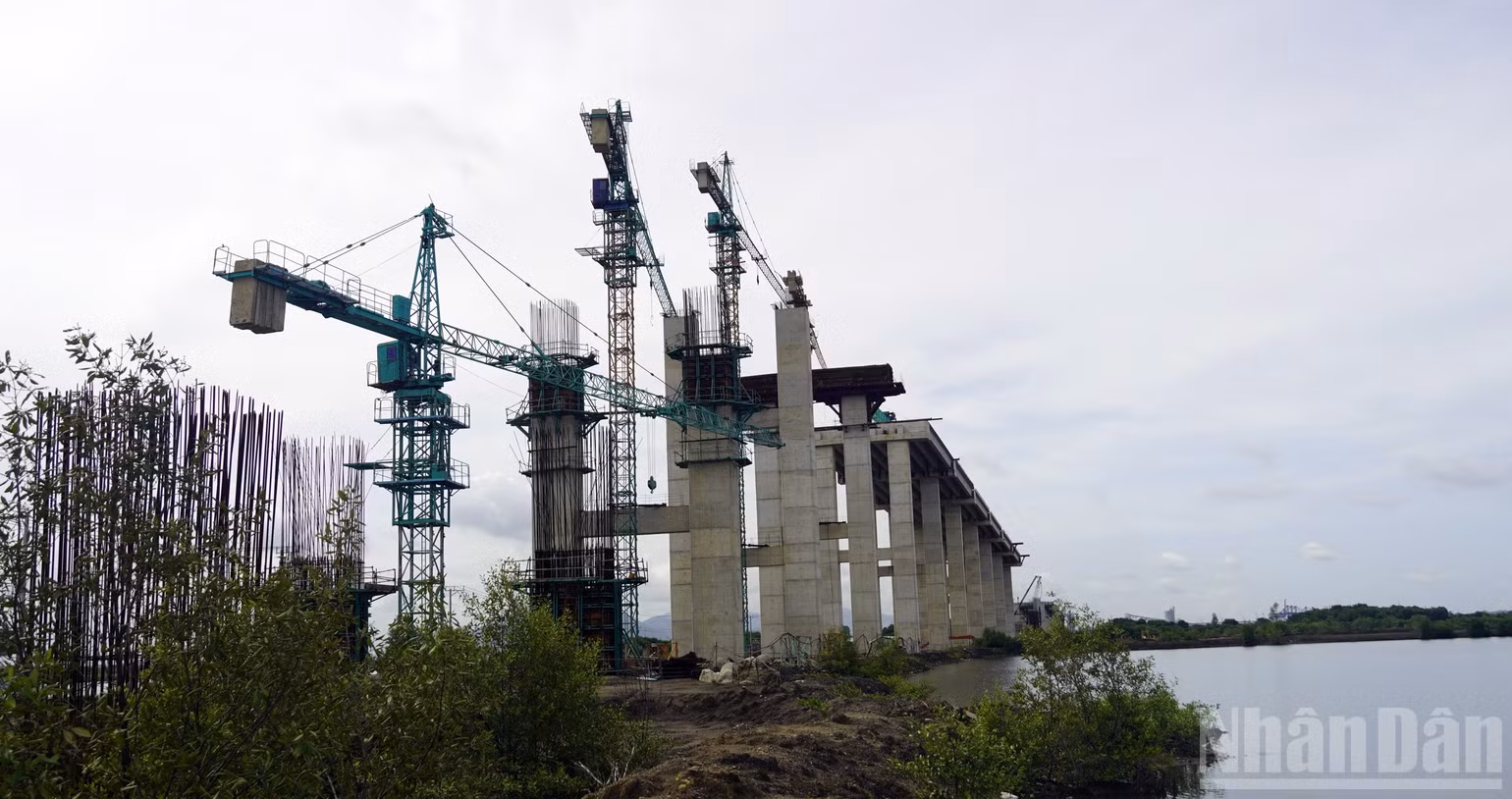 ndo_br_2-mo-cau.jpg