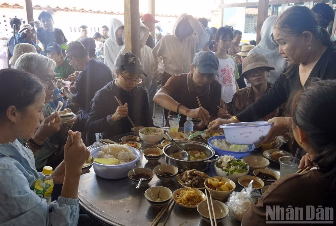 ndo_br_phuc-vu.jpg