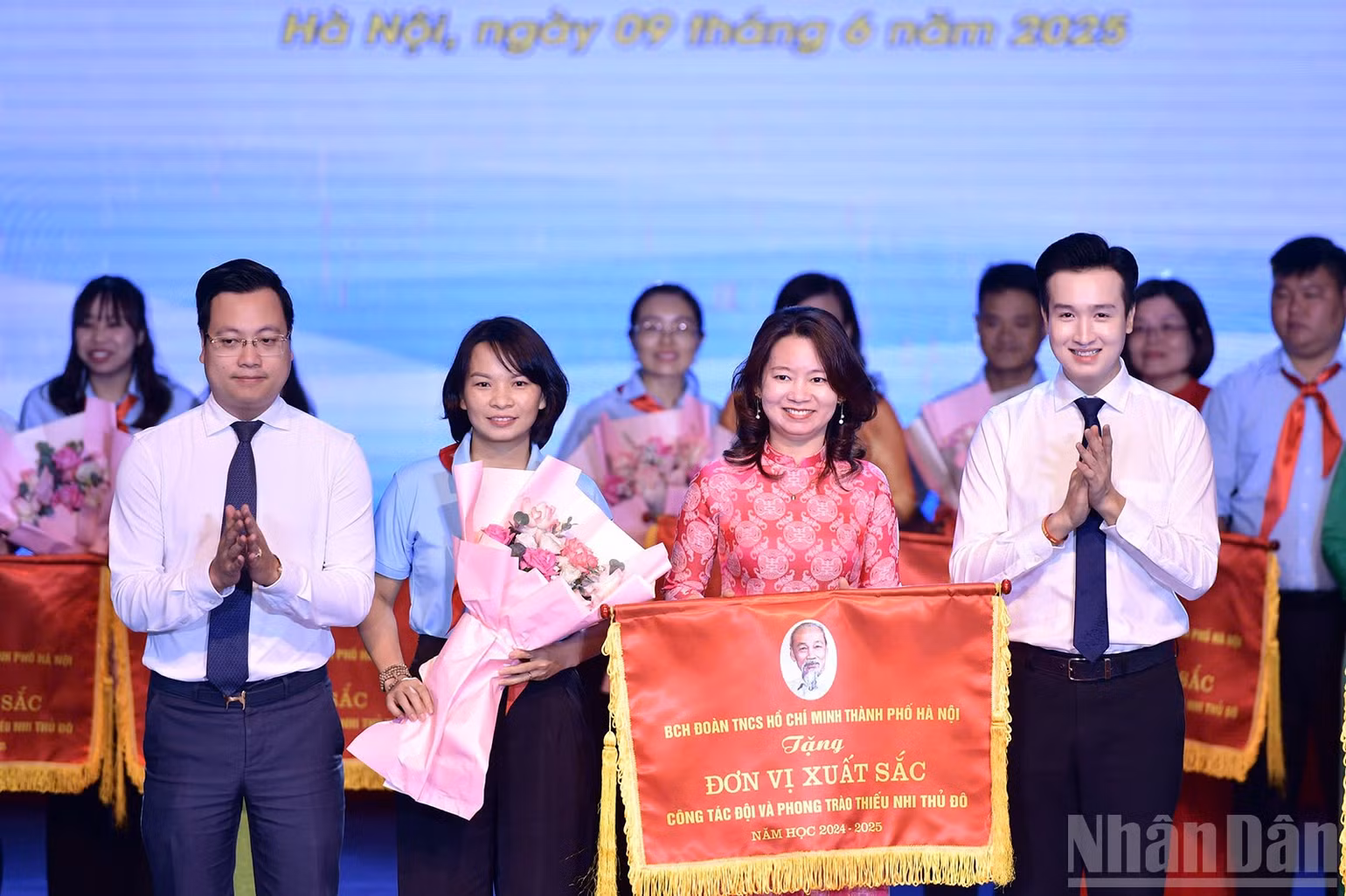 ndo_br_76926d77e7ad53f30abc3.jpg