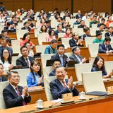 Tổng Bí thư, Chủ tịch nước Tô Lâm, Thủ tướng Chính phủ Lê Minh Hưng, cùng các đại biểu dự phiên bế mạc Kỳ họp không thường lệ thứ nhất, Quốc hội khóa XVI. (Ảnh: DUY LINH)