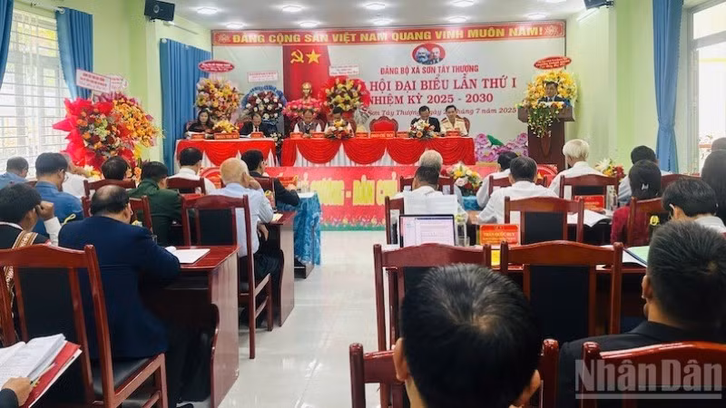 Đảng bộ xã Sơn Tây Thượng đặt mục tiêu nâng cao đời sống đồng bào Ca Dong trong nhiệm kỳ mới.