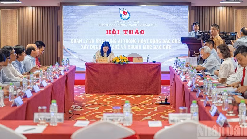 Hội thảo "Quản lý và ứng dụng AI trong hoạt động báo chí: Xây dựng quy chế và chuẩn mực đạo đức” tổ chức tại Đà Nẵng.