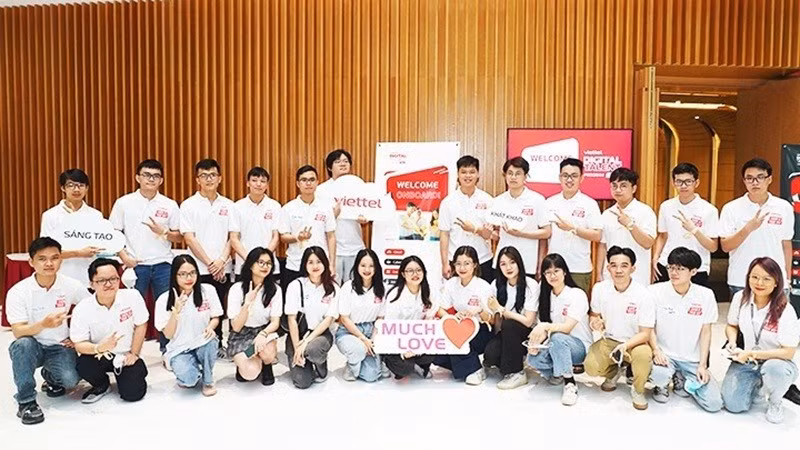 Tập đoàn Viettel tổ chức nhiều hoạt động nhằm phát triển nhân lực công nghệ.