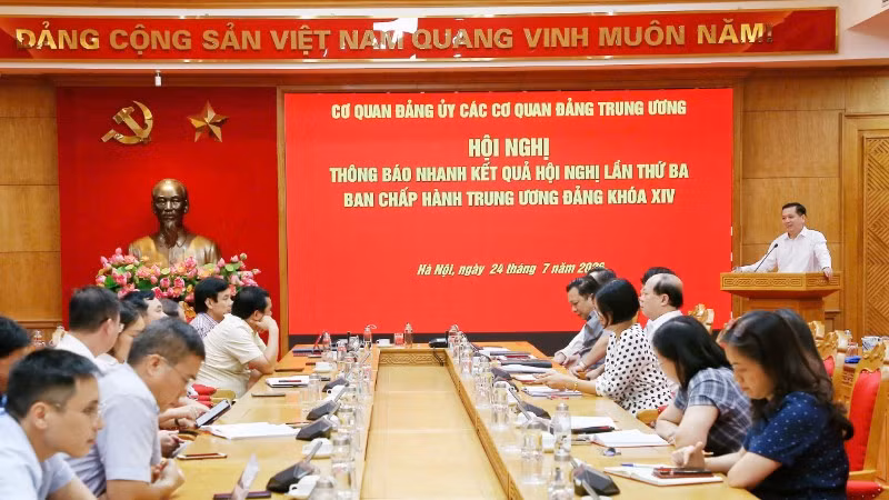 Cơ quan Đảng ủy các cơ quan Đảng Trung ương tổ chức thông báo nhanh kết quả Hội nghị Trung ương 3 khóa XIV.