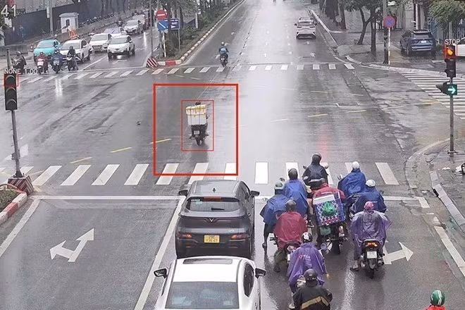 Camera AI phát hiện lỗi vi phạm giao thông tại nút giao Phạm Văn Bạch-Hoàng Quán Chi ngày 13/12. (Ảnh: Cục Cảnh sát giao thông)