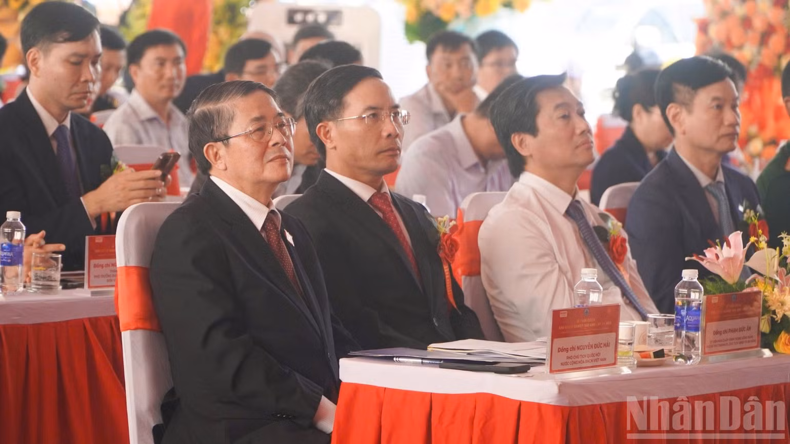 Phó Chủ tịch Quốc hội Nguyễn Đức Hải dự lễ khởi công.