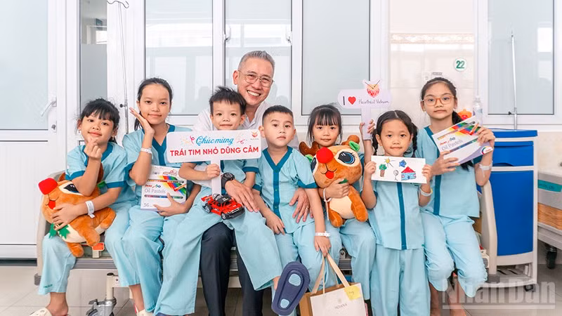 ndo_br_hoiana-x-vcf-visit-heart-disease-children-2025-1.jpg