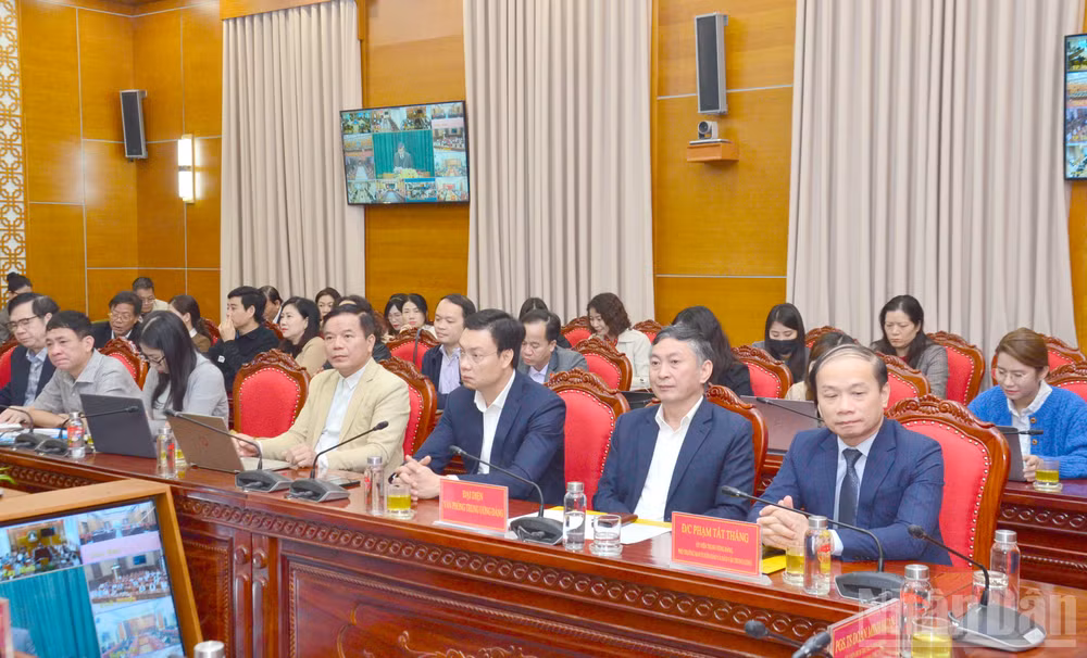 ndo_br_dai-bieu-du.jpg