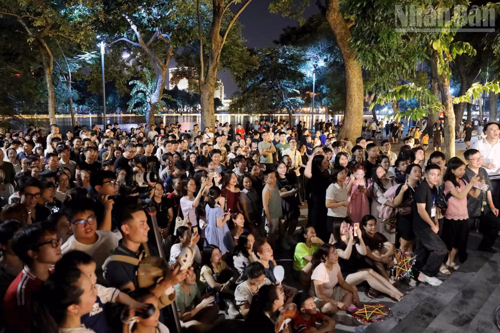 Khán giả trong show "Tán Đa"