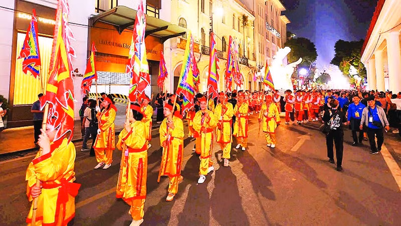 Những nét đẹp văn hóa Hà Nội đang được kế thừa, phát huy trong giai đoạn phát triển mới.
