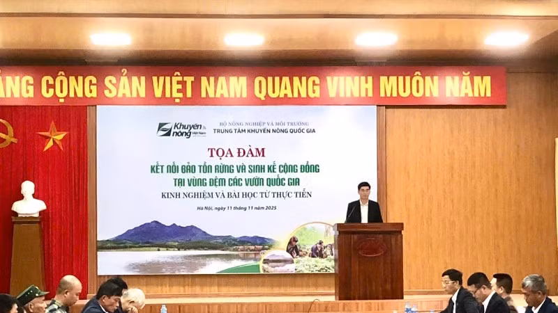 Quang cảnh buổi tọa đàm.