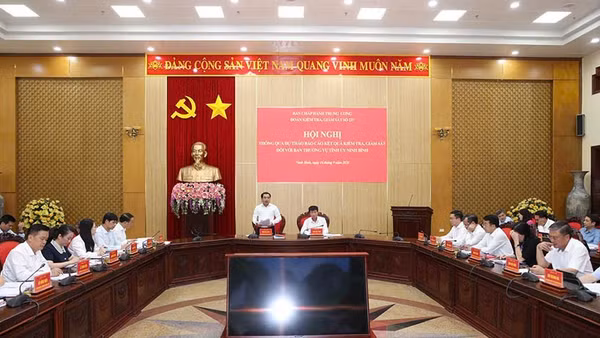 Các đại biểu dự hội nghị. (Ảnh: Đức Lam)