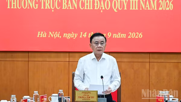 Thường trực Ban Bí thư Trần Cẩm Tú, Trưởng Ban Chỉ đạo 35 Trung ương phát biểu chỉ đạo tại cuộc họp. (Ảnh: DUY LINH)