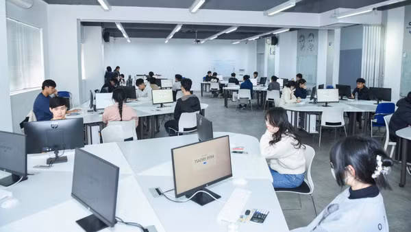 Thí sinh tham dự Đánh giá tư duy của Đại học Bách khoa Hà Nội. (Ảnh: Đại học Bách khoa Hà Nội)