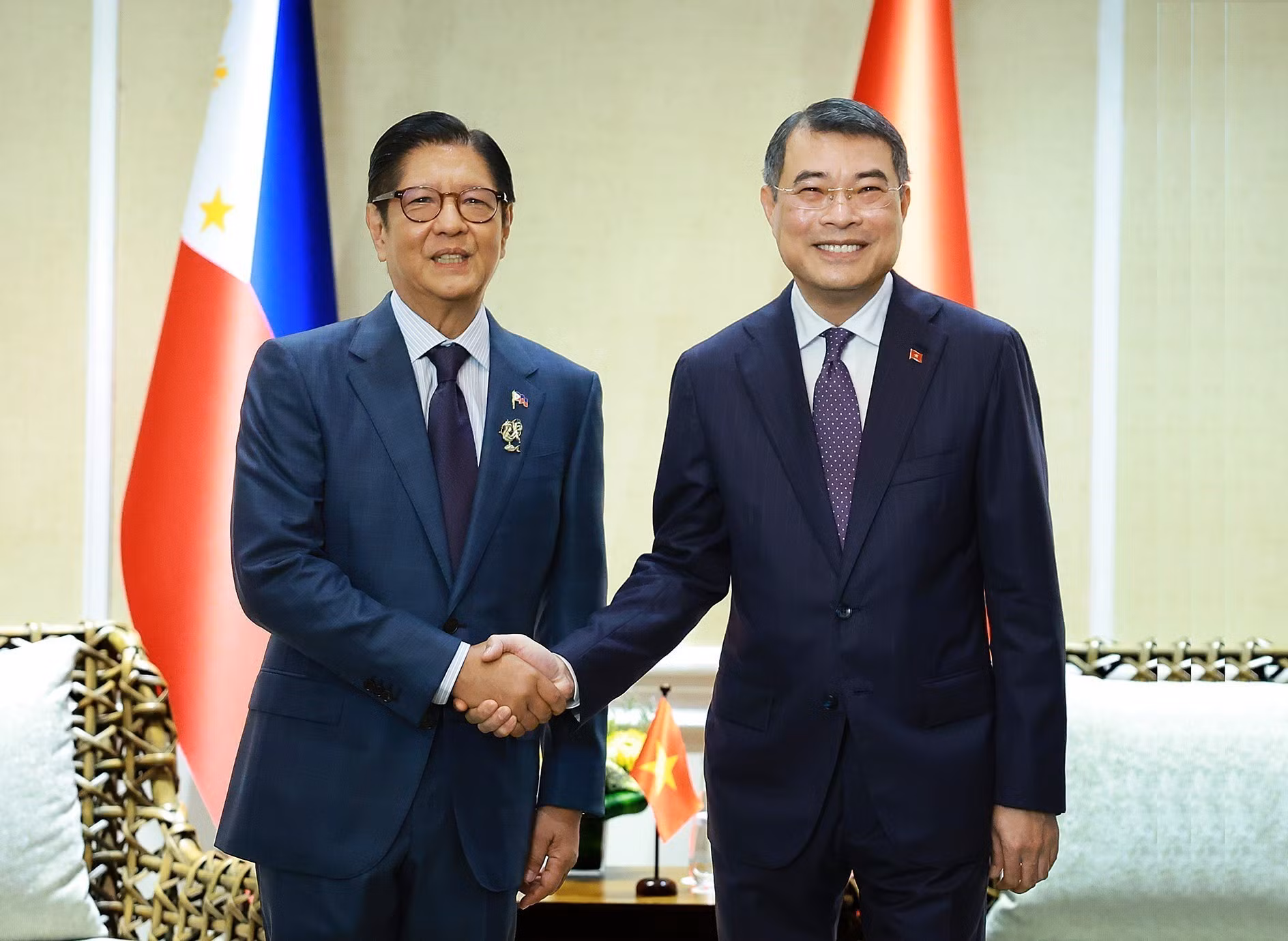 Thủ tướng Lê Minh Hưng gặp Tổng thống Philippines Ferdinand Romualdez Marcos Jr, Chủ tịch ASEAN năm 2026. Ảnh: Dương Giang/TTXVN