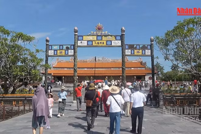[Video] 10 tỉnh thành đạt doanh thu du lịch nghìn tỷ dịp 2/9