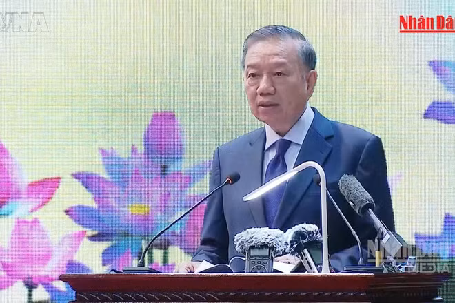 [Video] Tổng Bí thư, Chủ tịch nước Tô Lâm: Ở đâu có bộ đội Sư đoàn 308, ở đó nhân dân phải cảm nhận được hình ảnh đẹp của Bộ đội Cụ Hồ