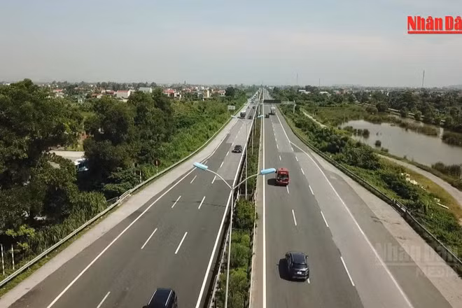 [Video] Không có trường hợp vi phạm về khoảng cách an toàn trên cao tốc trong ngày 1/9