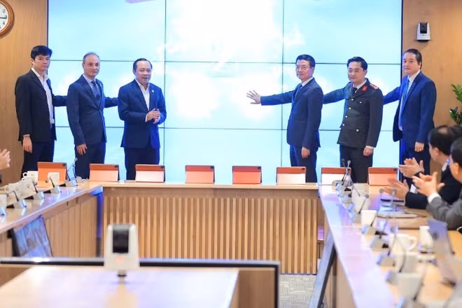 Bộ Khoa học và Công nghệ khai trương hệ thống quản lý trực tuyến các nhiệm vụ theo thời gian thực. (Ảnh ÁNH TUYẾT)